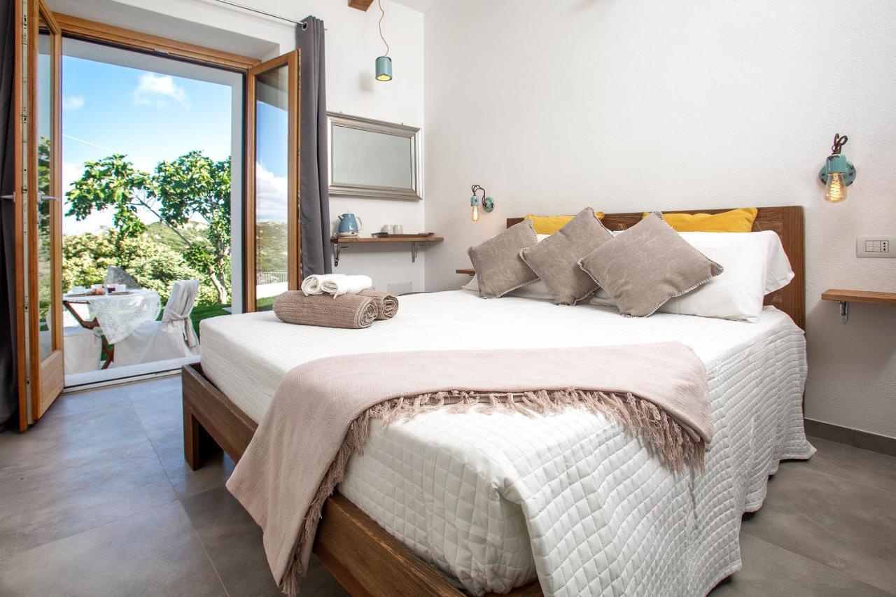 La casa di Memmi Suites&Rooms Santa Teresa di Gallura Esterno foto