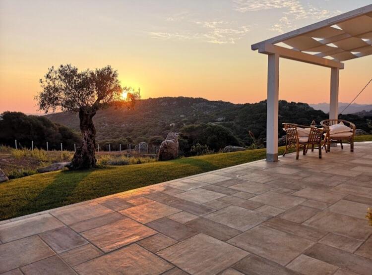 La casa di Memmi Suites&Rooms Santa Teresa di Gallura Esterno foto