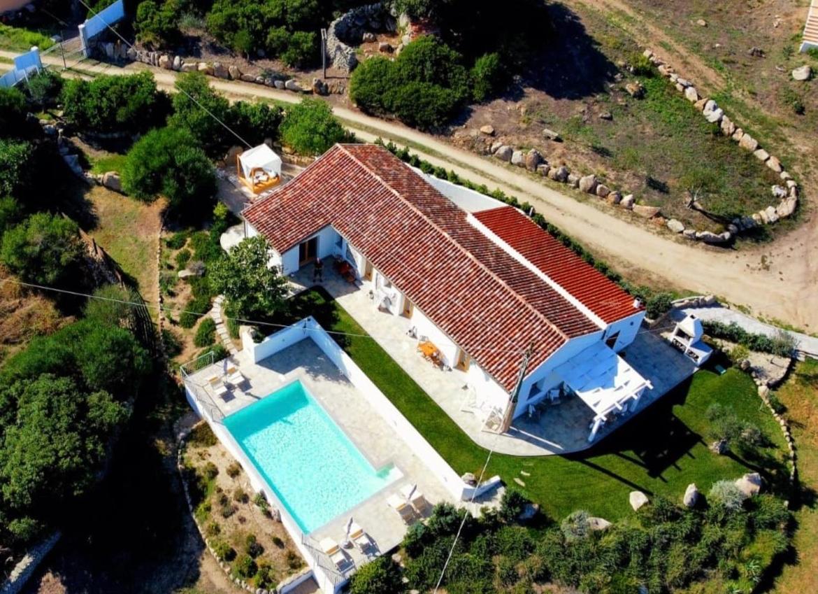 La casa di Memmi Suites&Rooms Santa Teresa di Gallura Esterno foto